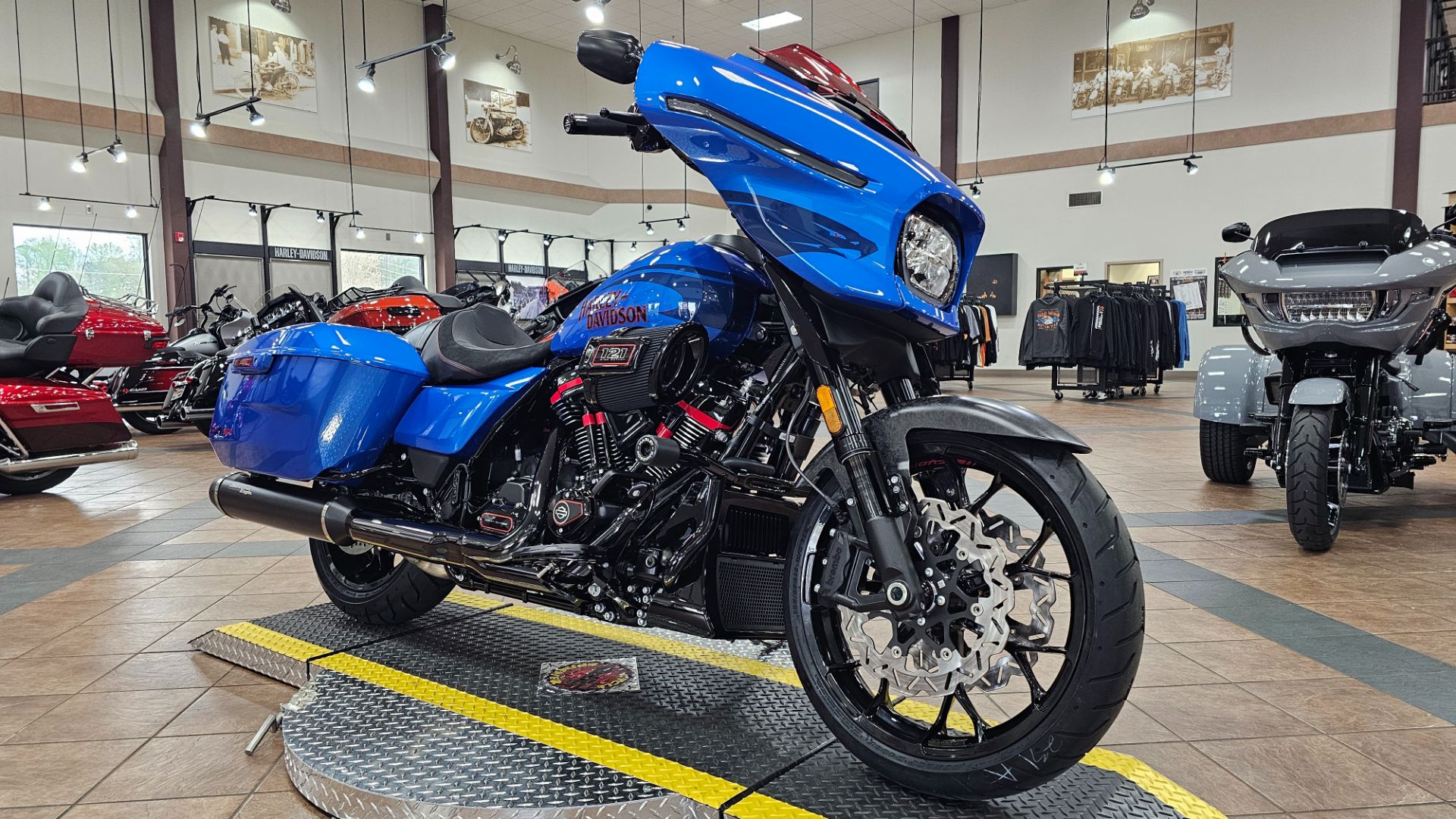 954160 2026 harley davidson FLHXSTSE cvo street glide st touring electric coast - Photo 3