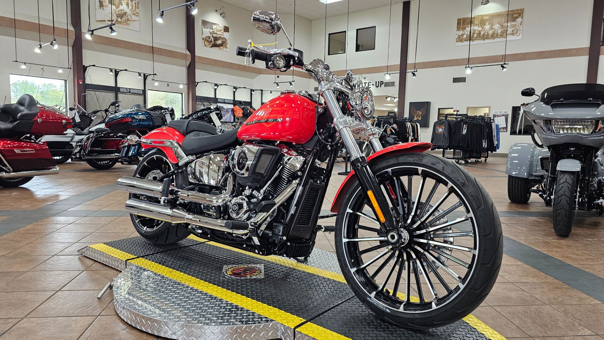 2026 Harley-Davidson Breakout® in Trussville, Alabama - Photo 3