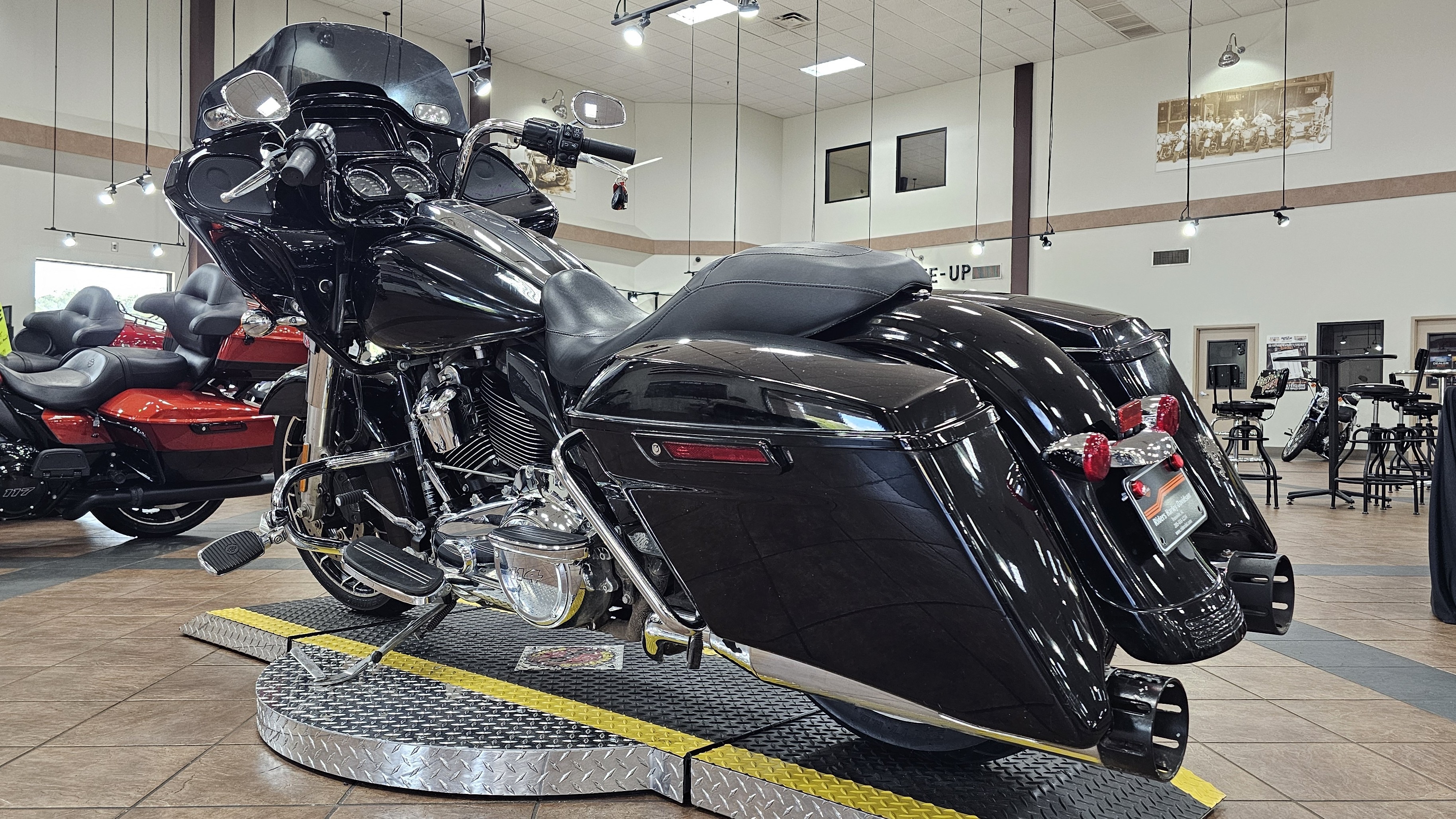 2021 Harley-Davidson Road Glide® Special 7