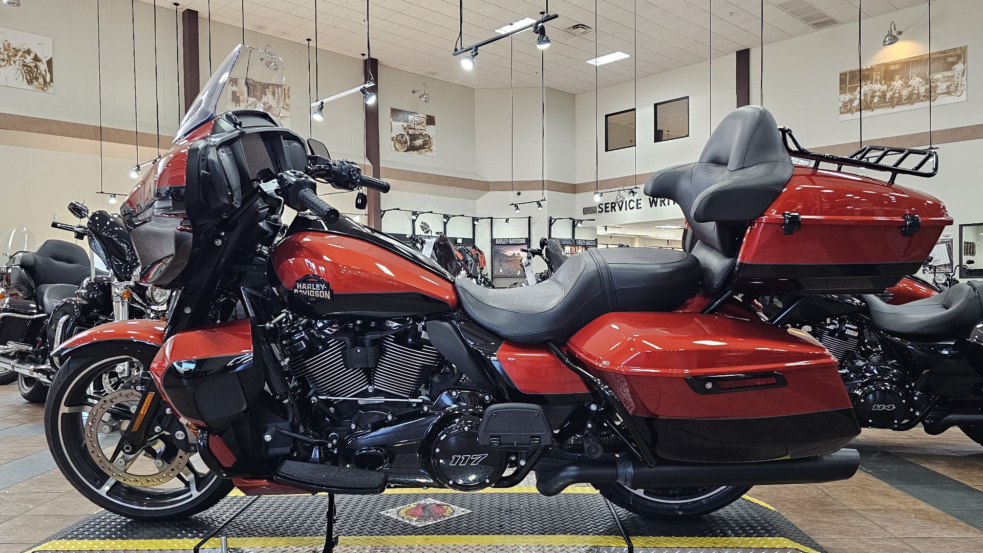 2025 Harley-Davidson Street Glide® Ultra in Trussville, Alabama - Photo 6