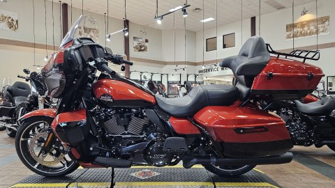 2025 Harley-Davidson Street Glide® Ultra in Trussville, Alabama - Photo 6