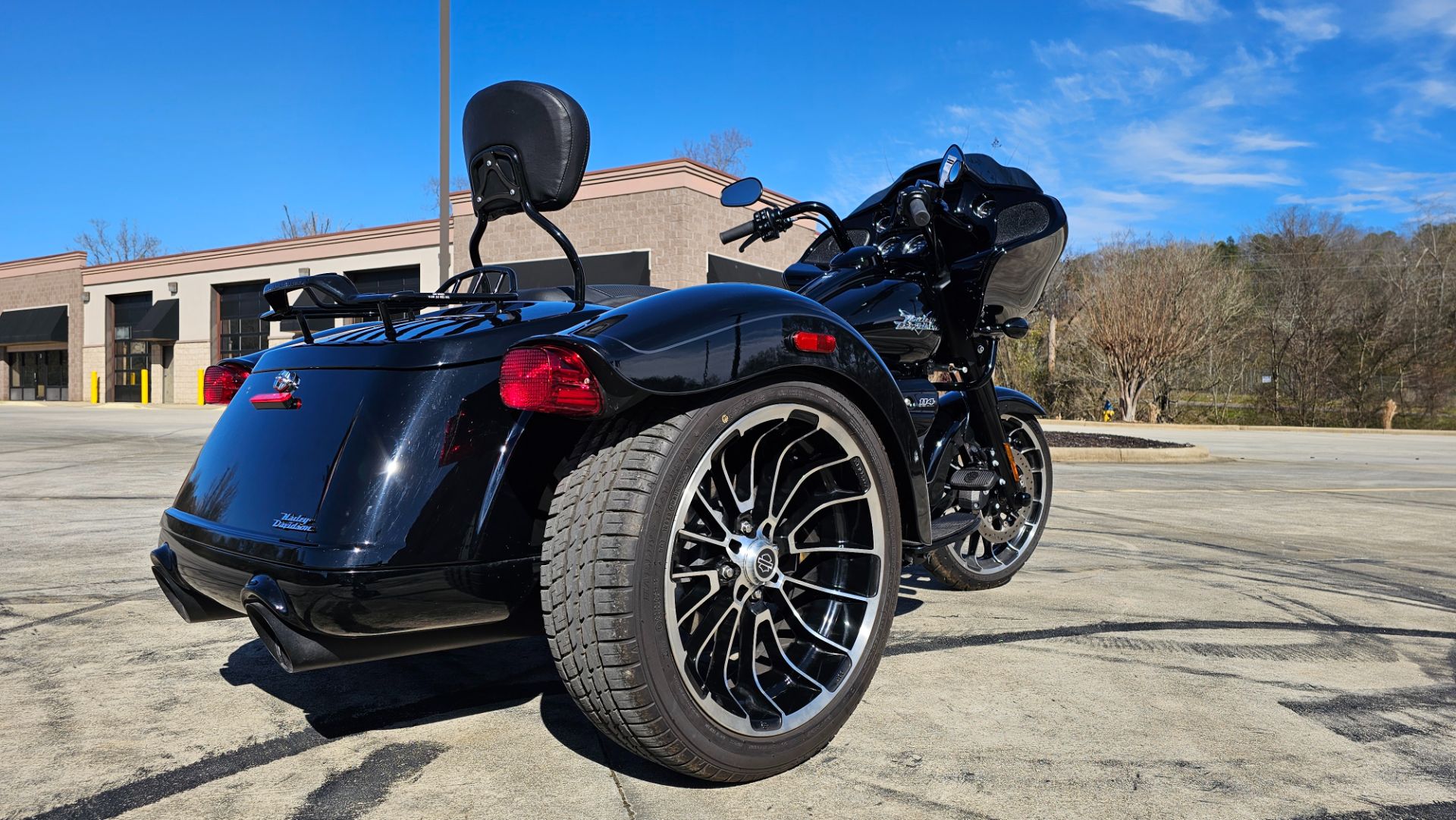 2024 Harley-Davidson Road Glide® 3 in Trussville, Alabama - Photo 8