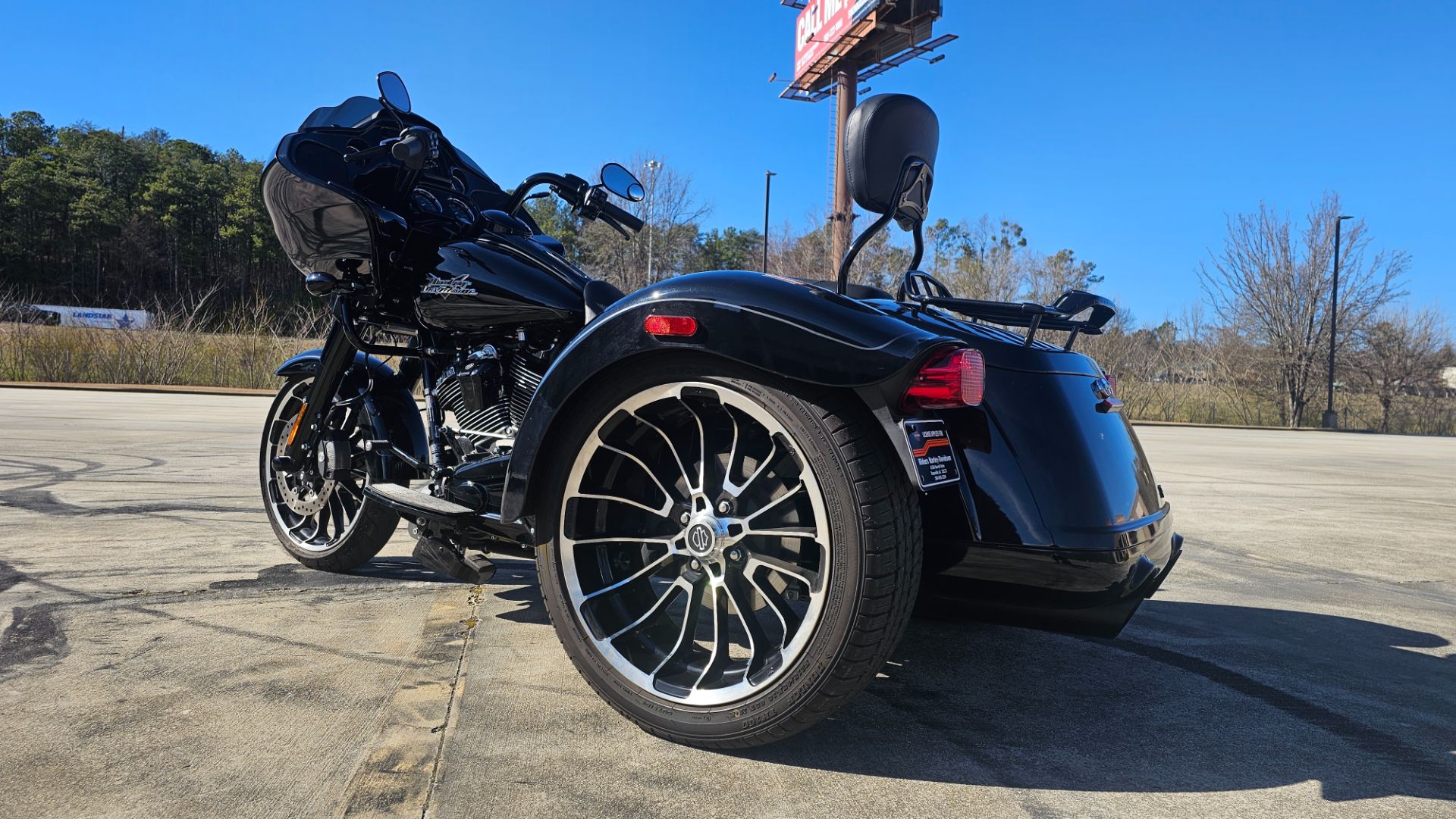 2024 Harley-Davidson Road Glide® 3 in Trussville, Alabama - Photo 7