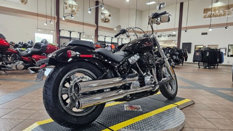 017933 2024 Harley Davidson FXST Softail Standard cruiser Vivid Black - Photo 7