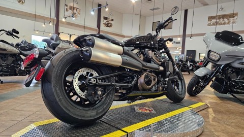 309164 2024 Harley Davidson RH1250S Sportster S Vivid Black - Photo 8