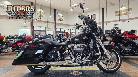 666260 2019 harley davidson  FLHX street glide touring vivid black - Photo 1