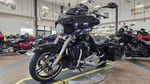 2019 Harley-Davidson Street Glide® in Trussville, Alabama - Photo 4