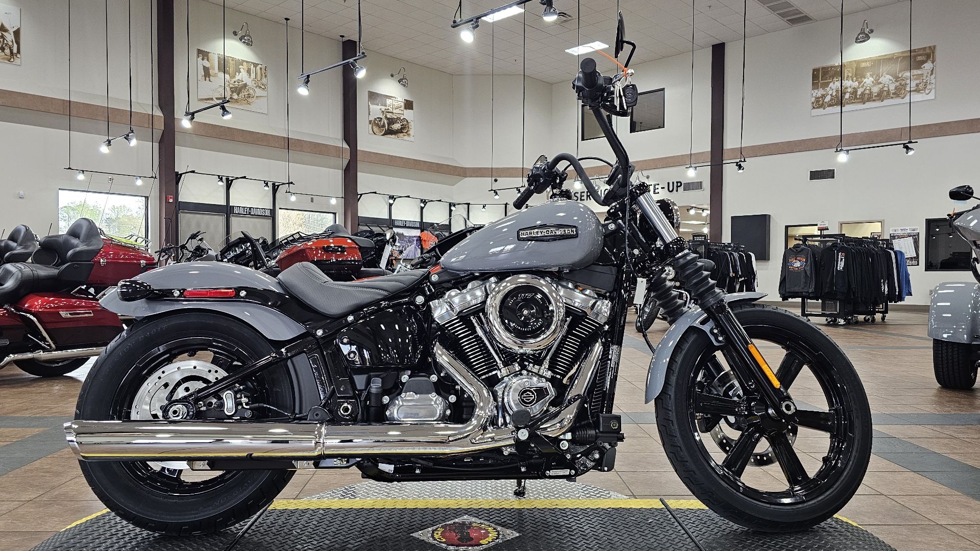 024808 2026 harley davidson fxbb street bob cruiser dark billiard gray - Photo 2