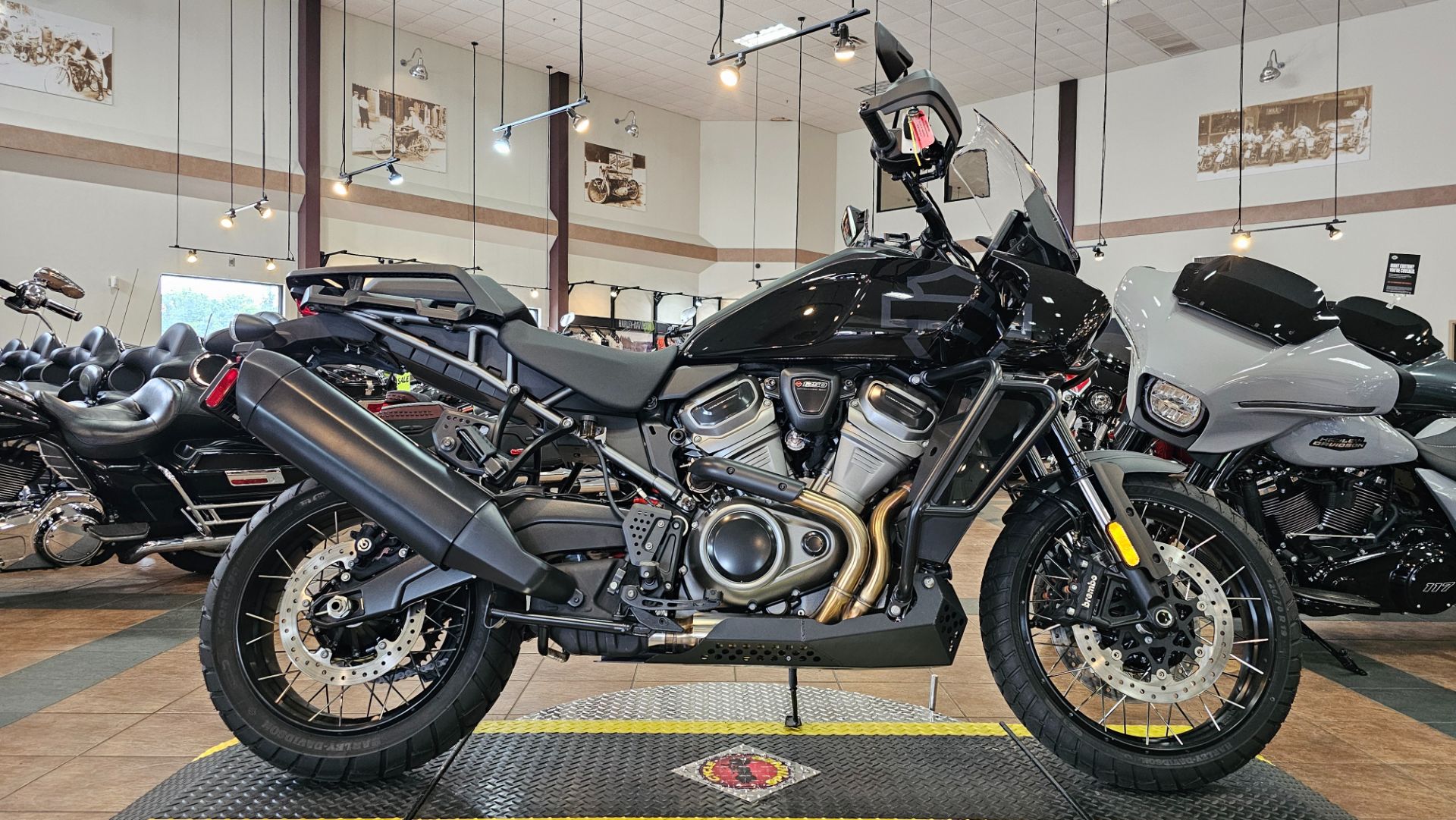 2023 Harley-Davidson Pan America™ 1250 Special in Trussville, Alabama - Photo 3