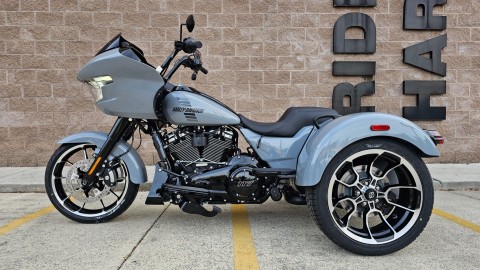 851625 2026 harley davidson fltrt road glide 3 trike dark billiard gray - Photo 6