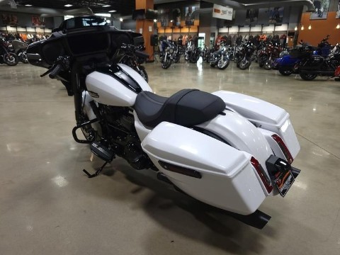 2024 Harley-Davidson Street Glide® in Pelham, Alabama - Photo 11