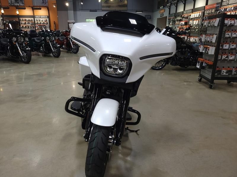 2024 Harley-Davidson Street Glide® in Pelham, Alabama - Photo 7