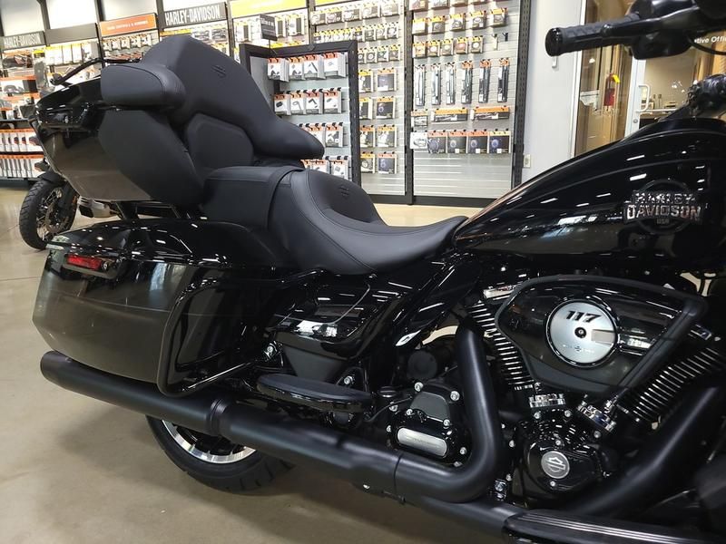 2026 Harley-Davidson Street Glide® Limited in Pelham, Alabama - Photo 5