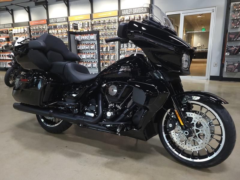 2026 Harley-Davidson Street Glide® Limited in Pelham, Alabama - Photo 9