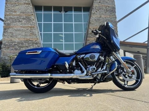 632791 2025 harley davidson flhx street glide touring blue burst - Photo 2