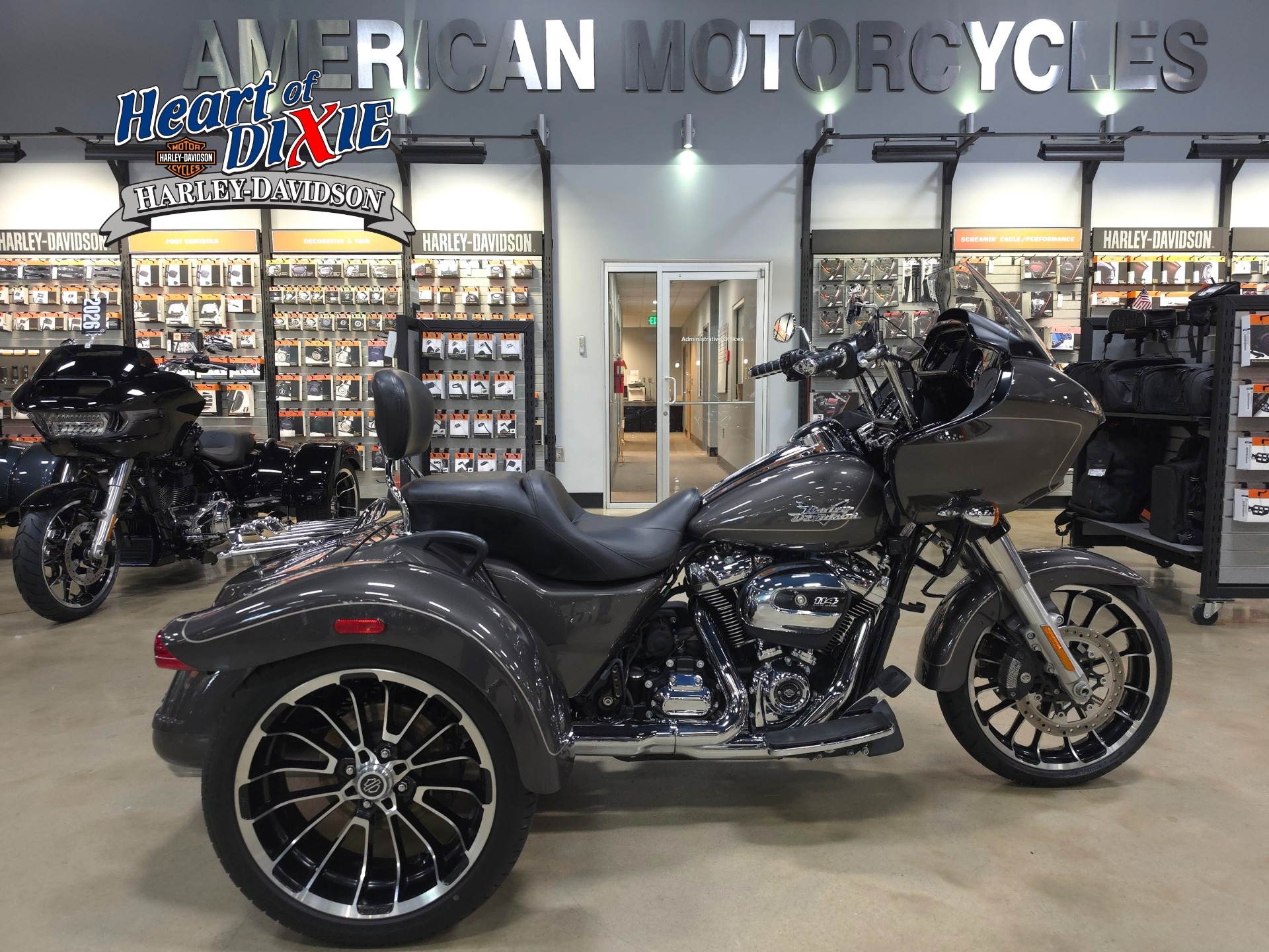 パトライト　ハーレーダビッドソン Used 2023 Harley-Davidson Road Glide 3 Motorcycle - Specs, Price