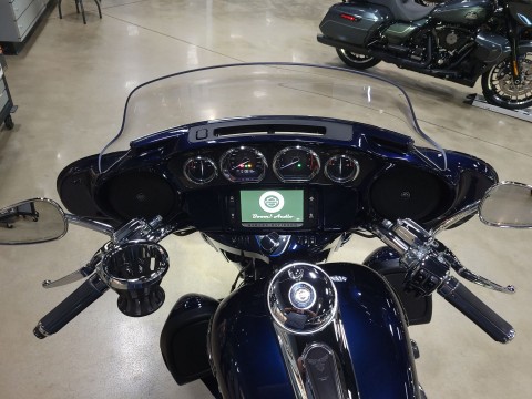 2018 Harley-Davidson 115th Anniversary CVO™ Limited in Pelham, Alabama - Photo 15