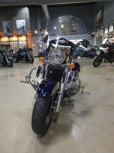 2011 Kawasaki Vulcan® 1700 Nomad™ in Pelham, Alabama - Photo 7