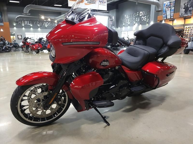 2026 Harley-Davidson Street Glide® Limited in Pelham, Alabama - Photo 11