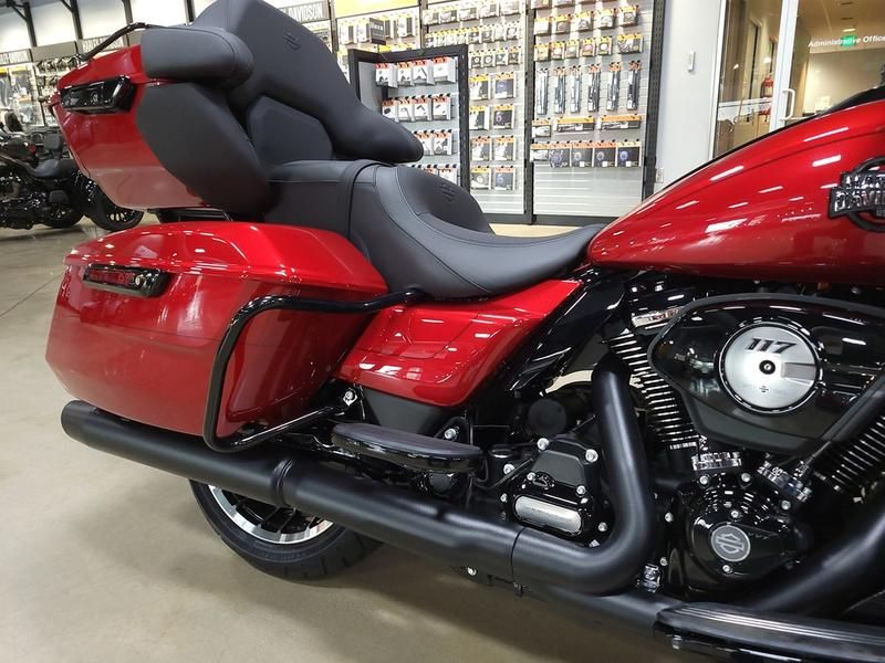 2026 Harley-Davidson Street Glide® Limited in Pelham, Alabama - Photo 5