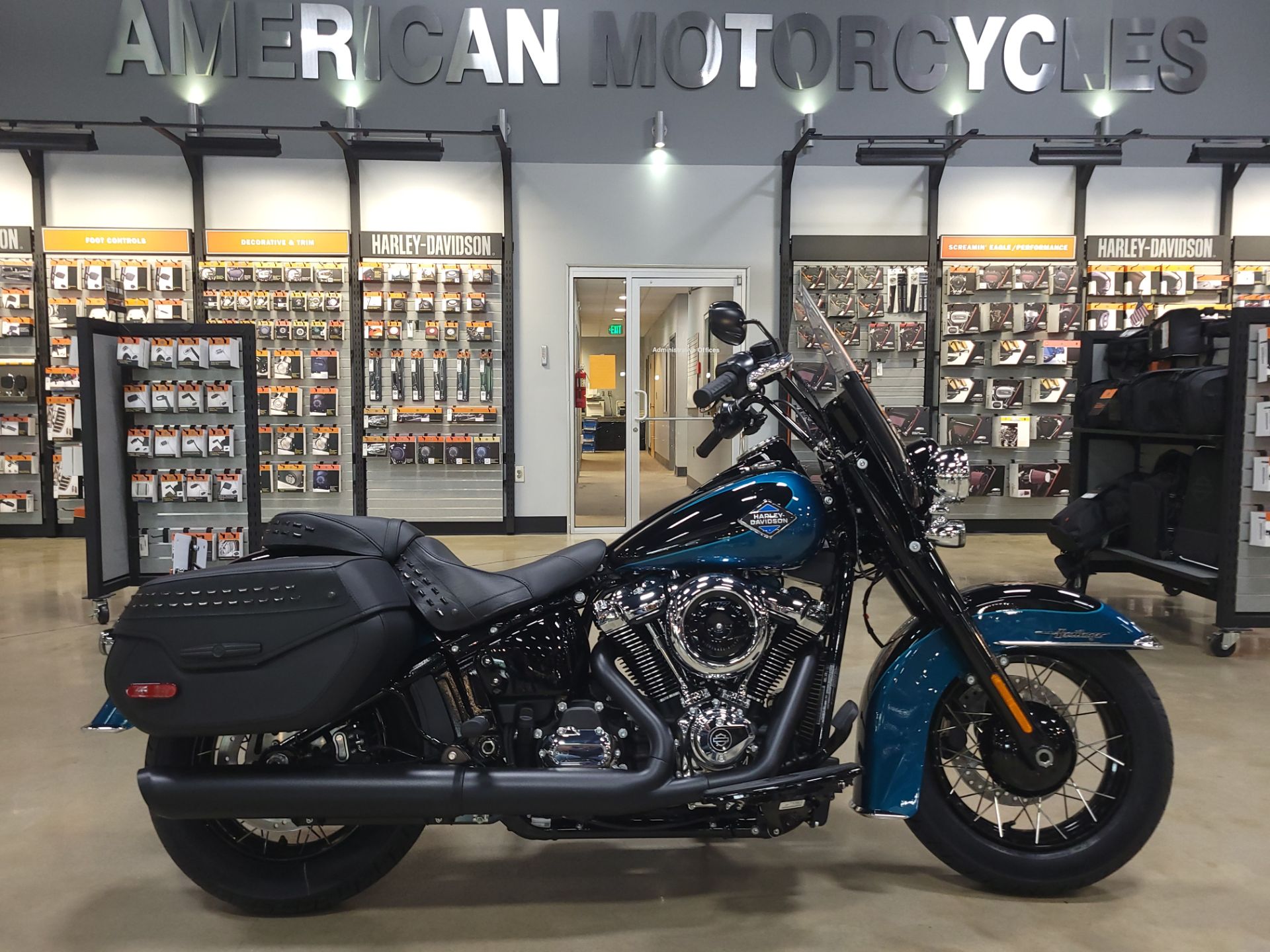 2026 Harley-Davidson Heritage Classic 3