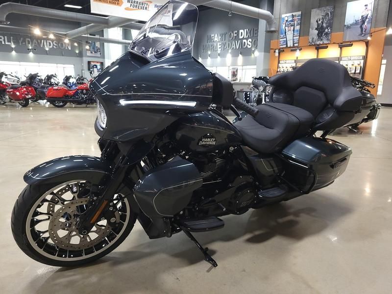 2026 Harley-Davidson Street Glide® Limited in Pelham, Alabama - Photo 9