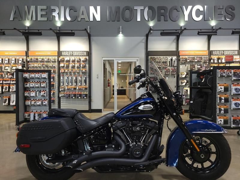 038016 2022 harley davidson flhcs heritage classic 114 cruiser reef blue vivid black - Photo 2