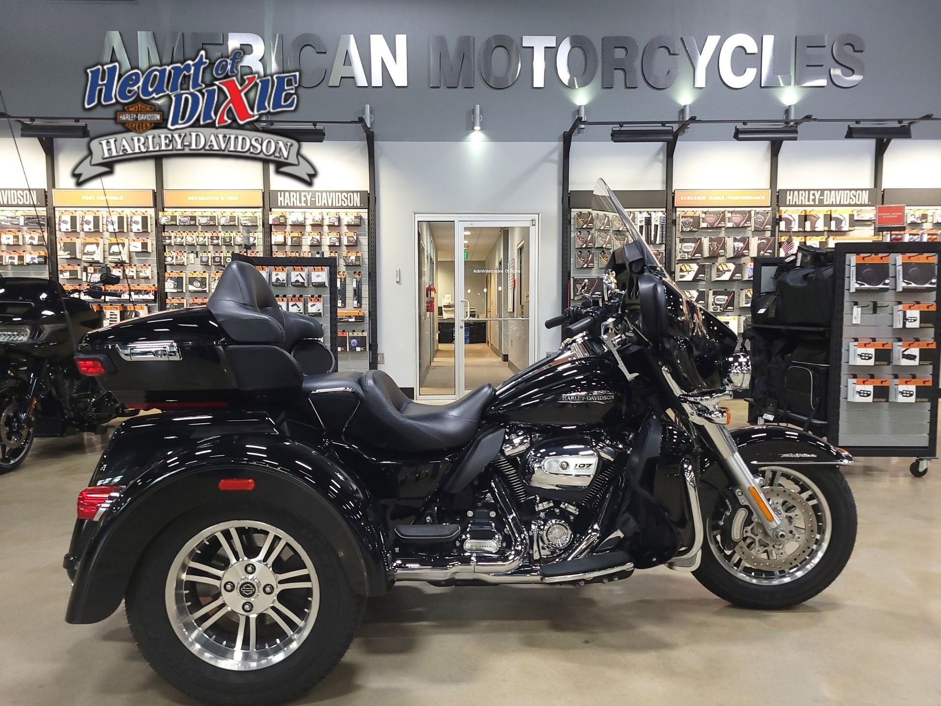 2018 Tri Glide Ultra Classic