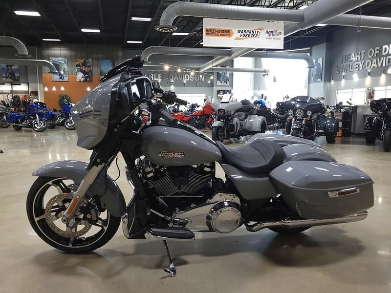 2026 Harley-Davidson Street Glide® in Pelham, Alabama - Photo 10
