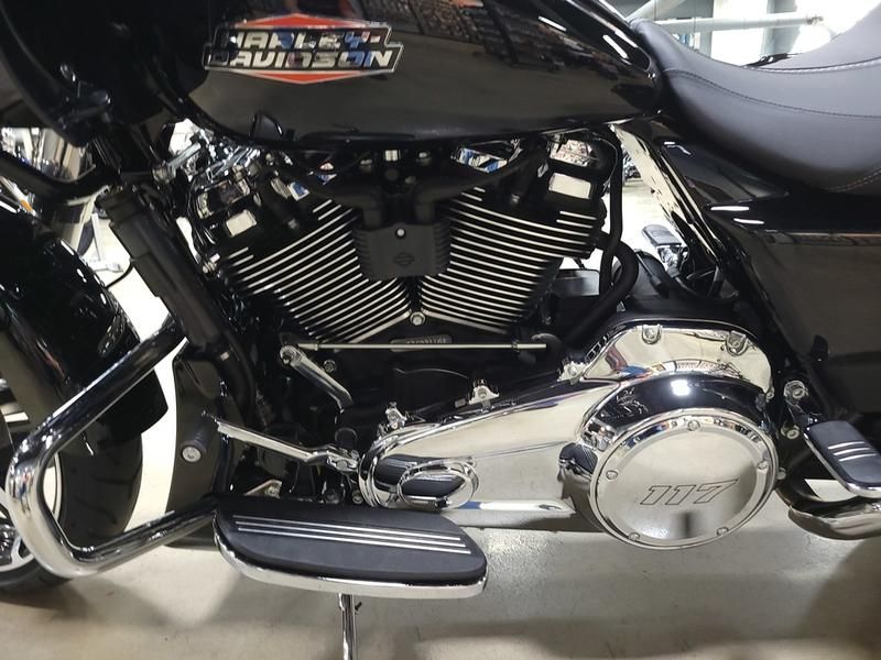 2026 Harley-Davidson Road Glide® in Pelham, Alabama - Photo 12