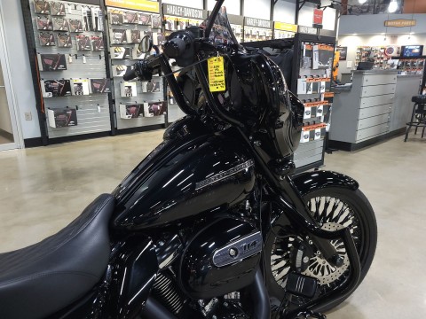 2019 Harley-Davidson Street Glide® Special in Pelham, Alabama - Photo 5