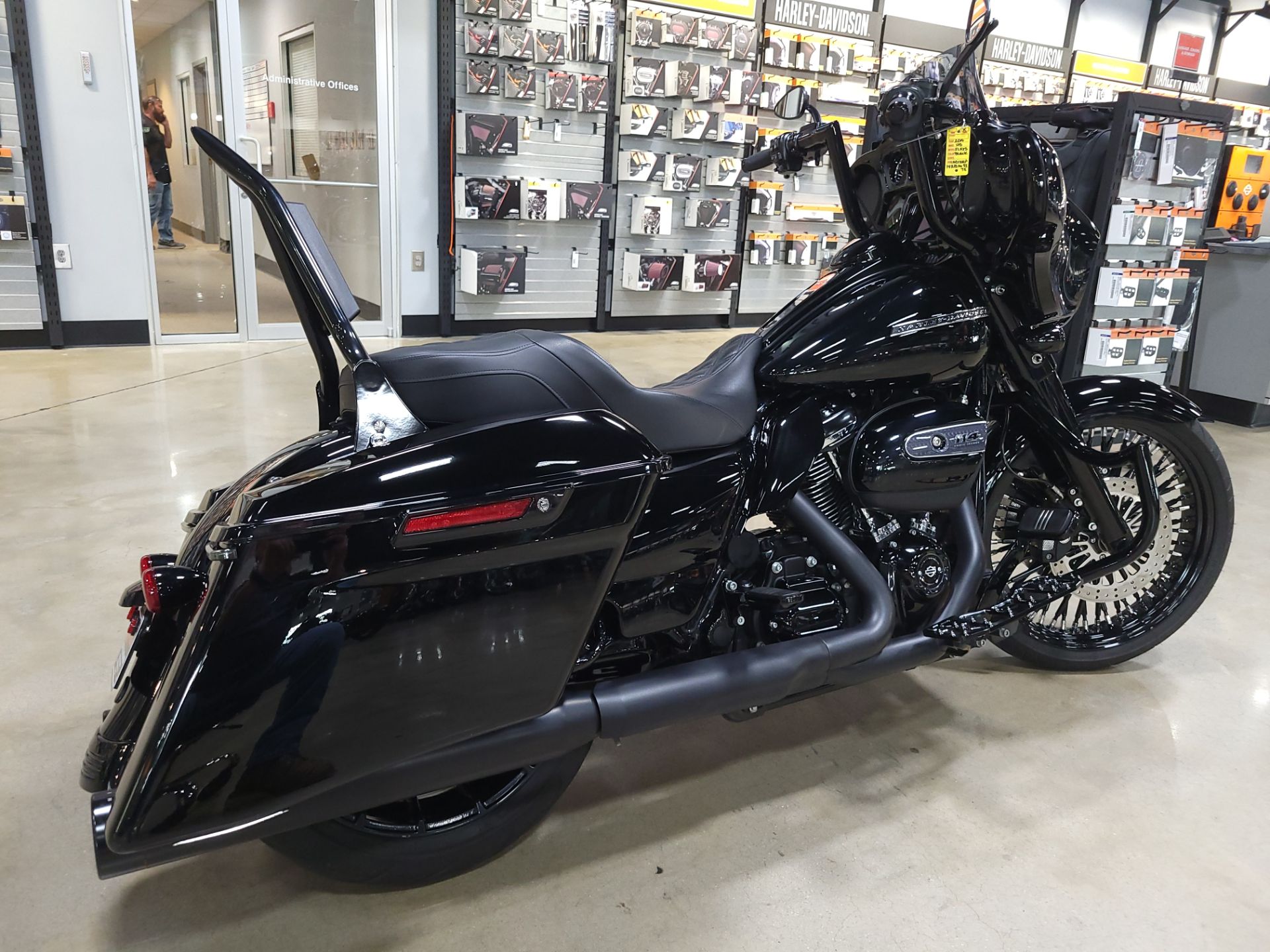 2019 Harley-Davidson Street Glide® Special in Pelham, Alabama - Photo 14