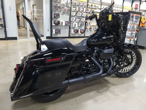 2019 Harley-Davidson Street Glide® Special in Pelham, Alabama - Photo 14