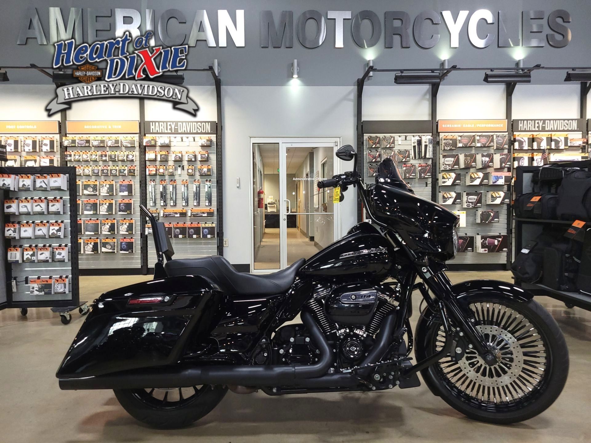 2019 Harley-Davidson Street Glide® Special in Pelham, Alabama - Photo 1