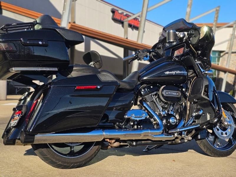 955721 2017 harley davidson flhxse cvo street glide touring dark slate candy arctic black - Photo 16