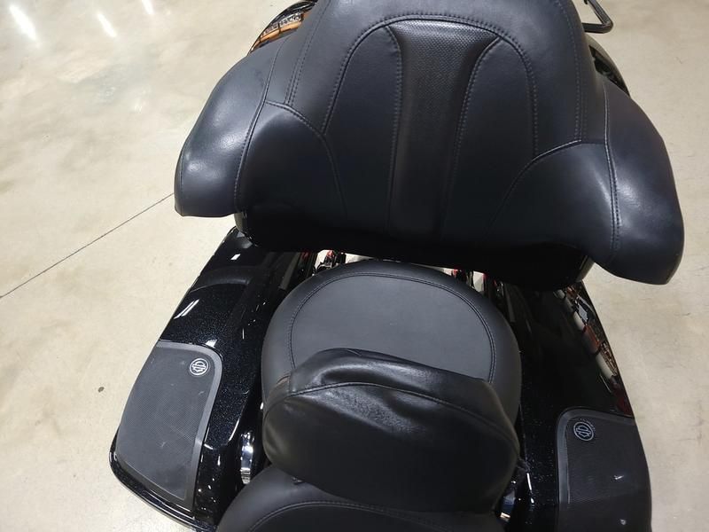 955721 2017 harley davidson flhxse cvo street glide touring dark slate candy arctic black - Photo 19