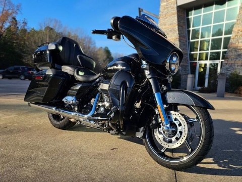 955721 2017 harley davidson flhxse cvo street glide touring dark slate candy arctic black - Photo 9