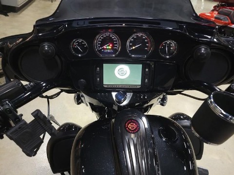 955721 2017 harley davidson flhxse cvo street glide touring dark slate candy arctic black - Photo 18