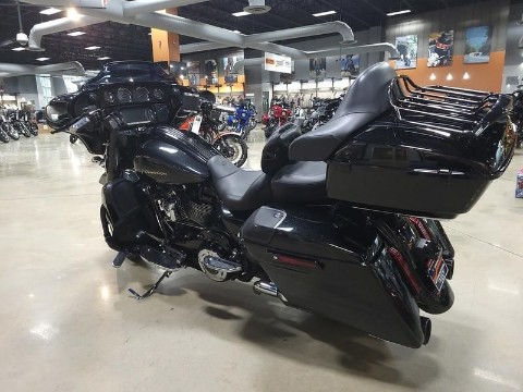 955721 2017 harley davidson flhxse cvo street glide touring dark slate candy arctic black - Photo 13