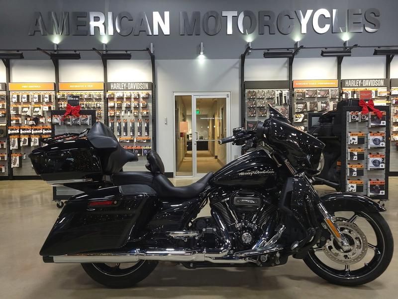 955721 2017 harley davidson flhxse cvo street glide touring dark slate candy arctic black - Photo 3