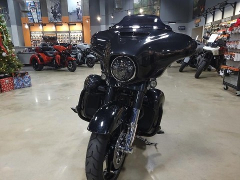 955721 2017 harley davidson flhxse cvo street glide touring dark slate candy arctic black - Photo 10