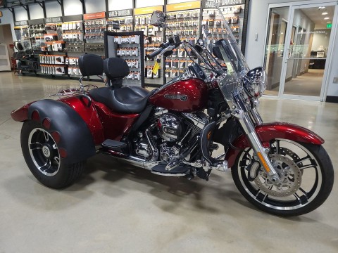 2016 Harley-Davidson Freewheeler™ in Pelham, Alabama - Photo 5