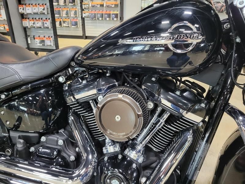 2019 Harley-Davidson Heritage Classic 107 in Pelham, Alabama - Photo 3