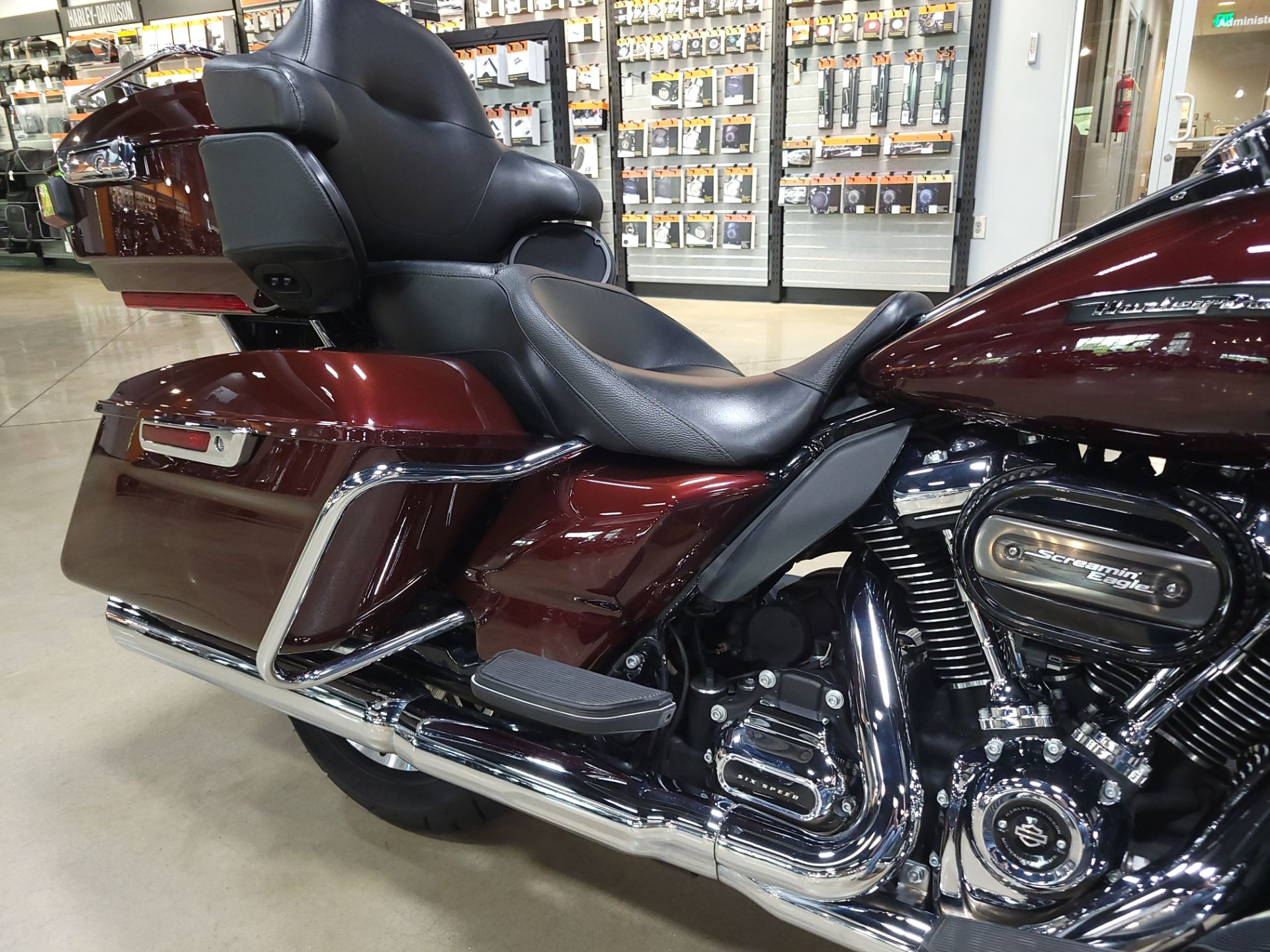 2019 Harley-Davidson Road Glide® Ultra 4