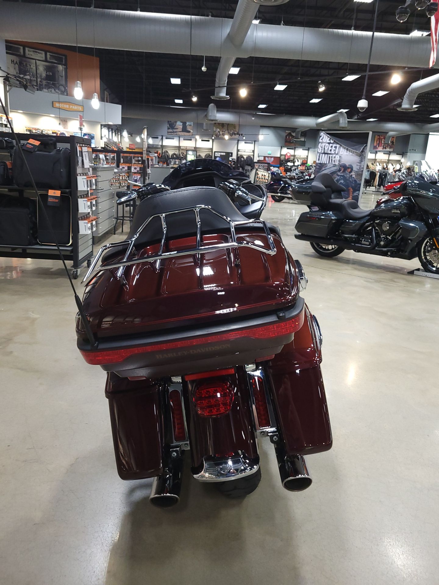 2019 Harley-Davidson Road Glide® Ultra 12