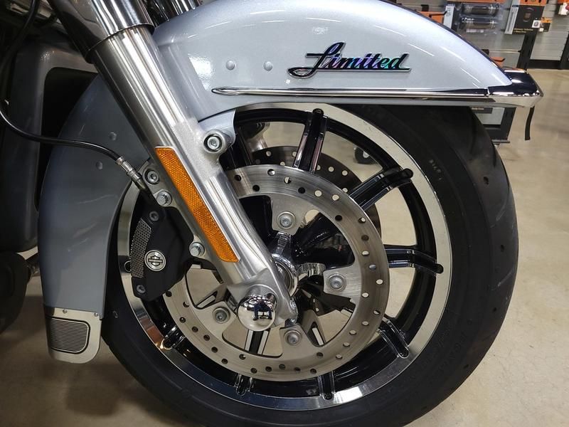 2019 Harley-Davidson Ultra Limited in Pelham, Alabama - Photo 6