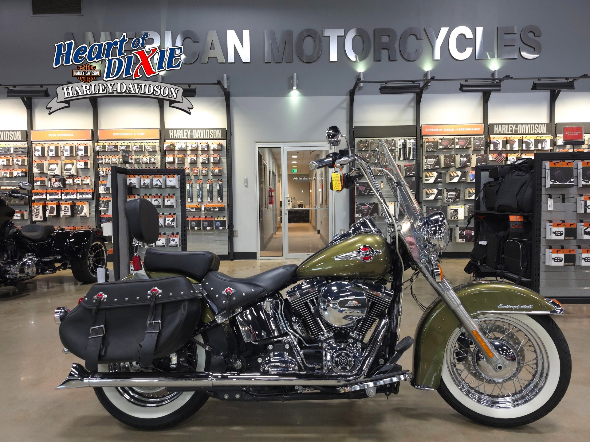 2016 Heritage Softail Classic (EFI)