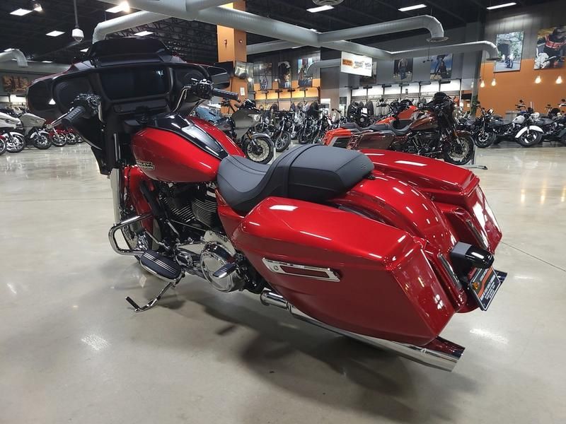 2025 Harley-Davidson Street Glide® in Pelham, Alabama - Photo 16