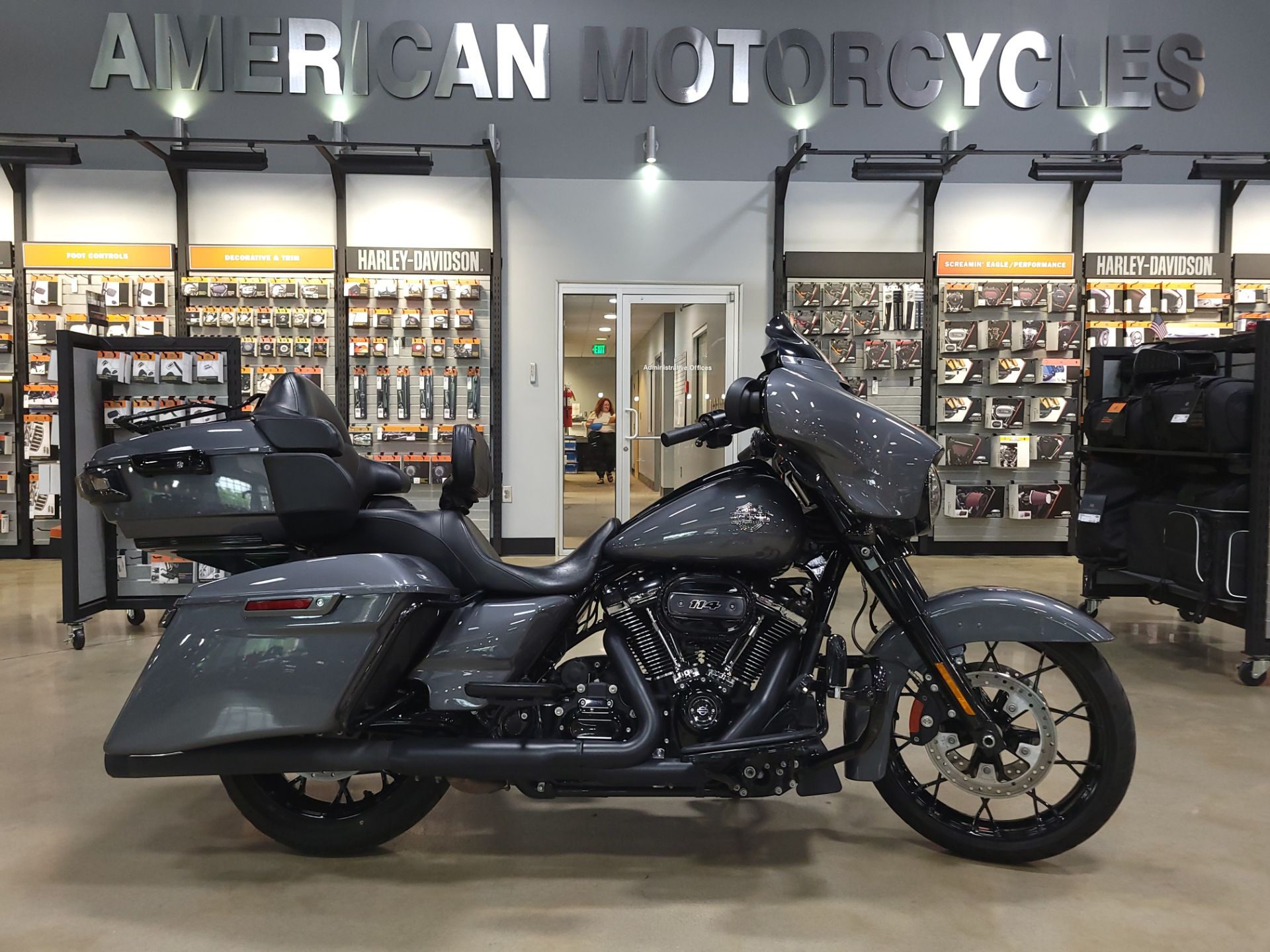 2021 Harley-Davidson Street Glide Special 2