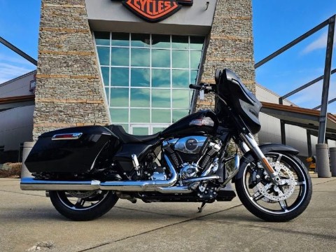 603548 2026 harley davidson flhx street glide touring vivid black - Photo 2